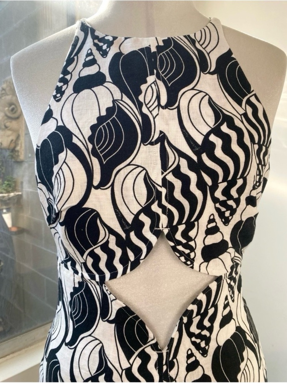 FARM Rio NWT Seashell Serenade Linen Cut Out Mini Dress in Black Ivory, Size L - Picture 5 of 15